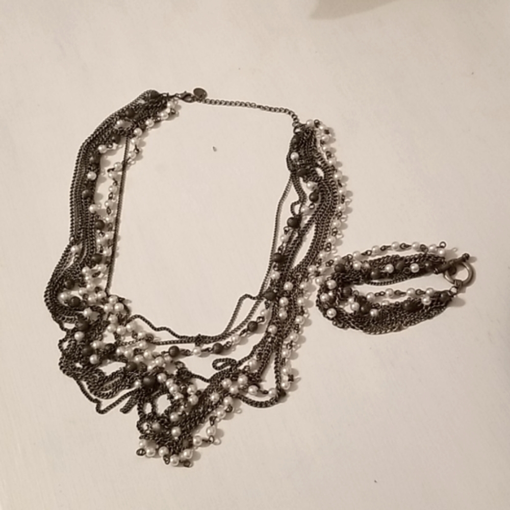 Matching necklace and bracelet‎